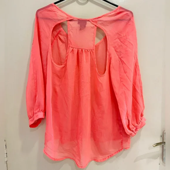 Pink very beautiful shirt - Picture 3 of 10